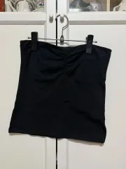 Brandy Melville(ブランディー メルビル) 黒 シャーリング タンクトップ