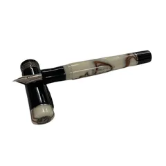 デルタ 万年筆 Peace ペン先18K-750 1994本限定【AFI12】のサムネイル
