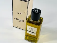 ★未使用品 CHANEL N°19 EAU DE TOILETTE シャネル ナンバー19 オードトワレ 118ml 香水 箱付き レディース