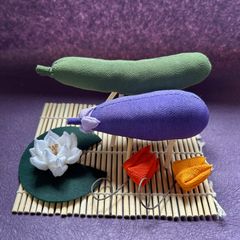 お盆飾りセット①　ハンドメイド　ちりめん　精霊馬　蓮　ほおずき　つまみ細工