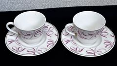 イヴ・サンローラン　ピンクリボン柄　カップ＆ソーサ　ペアセット　中古品