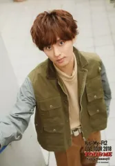【中古】生写真(ジャニーズ) Kis-My-Ft2/藤ヶ谷太輔/膝上・衣装カーキ.グレー・右手前・左手下/「Kis-My-Ft2 LIVE TOUR 2018 YOU＆ME Extra Yummy!!」オリジナルフォト