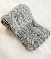 ハンドメイド　手編みマフラー