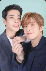 【中古】コレクションカード(男性) ASTRO/MJ・ジンジン(JINJIN)/バストアップ・背景水色/「2021 ASTRO JAPAN ONLINE FANMEETING - All Yours -」トレーディングカード