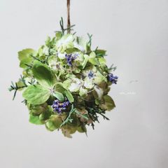 ミニツリーのフライングリース（プリザーブド）