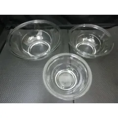 未使用品 長期保管品 3個セット iwaki PYREX パイレックス ガラスボウル 22cm,18cm,15cm