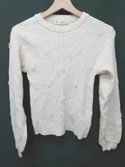 ◇ ⊇ ◎ ●未使用● MAJESTIC LEGON フラワーパール 長袖 ニット サイズM アイボリー レディース E  【1409250035982】