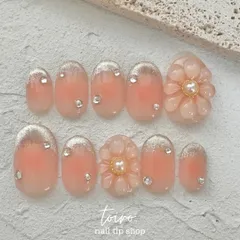 ネイルチップ　no.013 チークマグネットフレンチ　マグネット　フレンチ　ぷっくりフラワー　ラインストーン　チークネイル　可愛い　大人　ピンク　グラデーション　シンプル　ショート　うるうる　韓国　量産型