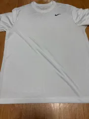 Nike(ナイキ） The Nike Tee XL ドライフィット 半袖 Tシャツ 1 のみ 8 一千ウォン