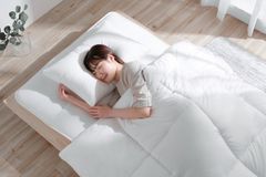 洗える掛け布団　洗濯ネット付　寝具　布団　掛け布団　洗える　洗濯機　保湿　丸洗い