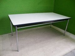 W180cm×D90cm ミーティングテーブル 下棚付き 天板キズ有り■会議用テーブル■U-971