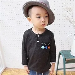 韓国子供服 ROCKET SALAD タッセルポケット長袖カットソー ヘンリーネック 長袖 キッズ トップス チャコール