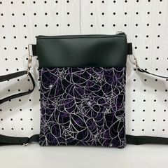ハンドメイド＊推し活痛バ サコッシュ 蜘蛛の巣 パープル(836)