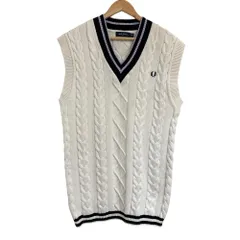 2025年最新】fred perry ニットベストの人気アイテム - メルカリ
