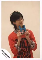 【中古】生写真(ジャニーズ) Hey! Say! JUMP/中島裕翔/上半身・Tシャツオレンジ・シャツチェック・手に「H」・目線右/公式生写真