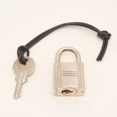 HERMES エルメス カデナ 南京錠 鍵のみ パドロック シルバー キー 127（194-1）