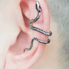 イヤーカフ 蛇 ノンピアス 片耳用 スネーク カワイイ オシャレ カジュアル 巻き付く ペア ギフト お揃い 贈りもの 贈り物 新品