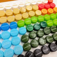 【送料無料】ペットボトルキャップ カラフル 80個 サントリーセット