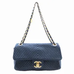 美品⭐︎ CHANEL シャネル　Vステッチ マトラッセ　チェーンショルダー 美品⭐︎ CHANEL シャネルVステッチ マトラッセ チェーンショルダーココ