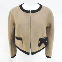 ポールカ PAULE KA ノーカラージャケット ショート丈 38 ベージュ系 ホック 毛 ウール 裏地のサムネイル