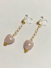 ハート陶器ビーズのノンホールピアス