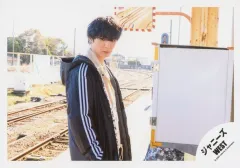 【中古】生写真(ジャニーズ) ジャニーズWEST/藤井流星/横型・上半身/シングル「しあわせの花」MV＆ジャケ写オフショット/公式生写真