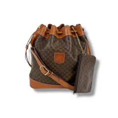 セリーヌ　CELINE 巾着型　ショルダーバッグ　ポーチ付き　ドローストリング　ブラウン　マカダム柄　PVCレザー