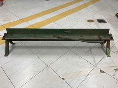 送料含む！【中古品】◇トヤマ興産　高級板金機械　作業有効幅　約1000mm　バッタ◇アクトツール富山店◇H