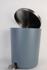 Item thumbnail for item d4bb8228-ebb7-43ed-9e7e-389f11767b72