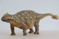 PNSO アンキロサウルス ジュラシック 装甲 恐竜 リアル フィギュア PVC プラモデル おもちゃ 科学 芸術 模型 恐竜好きのこども 孫への誕生日 プレゼント プレミアム 25cm級 オリジナルボックス インテリア 塗装済
