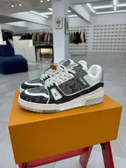 Louis Vuitton トレーナーカラー 75 - ブラック＆グレーデニム｜本日限定特価｜新品未使用