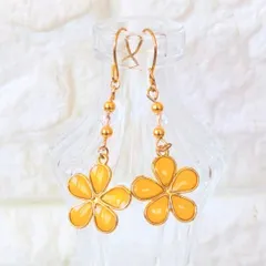 no.33　レジン　お花　黄色　ゆらゆら　ピアス　イヤリング　ハンドメイド