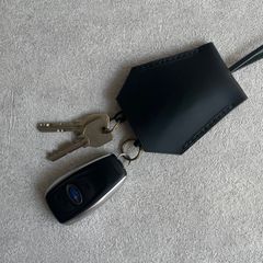 本革　キーケース　キーカバー  ストラップ　クロシェット　革平ひも　ブラウン　スマートキーサイズ