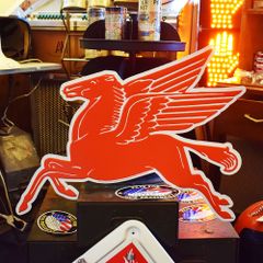 【MOBIL】モービルオイル 看板 サイン ティンサイン サインプレート アメリカン雑貨 ガレージ レーシング