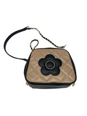 【管理番号-SK】MARY QUANT マリークヮント　スクエアキルトデイジーパッチ 2WAYショルダー（ベージュ）