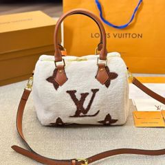 LOUIS VUITTON ショルダーバッグ ブラック