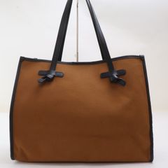 ジャンニキャリーニ マルチェッラS オールレザー 美品 グレージュ