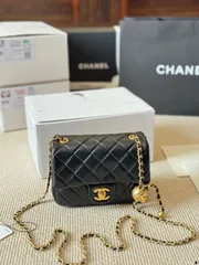 【今日特価】Chanel Gold Ball Quilted Flap Bag シャネル ゴールドボール クォーテッドフラップバッグ