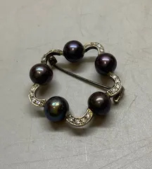 SN259 淡水真珠 パープルカラー パールブローチ 珠径 9.6mm 重さ 9.2g