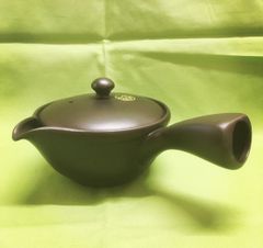 常滑焼(とこなめやき)　急須　黒　260cc  茶こし付き　送料無料