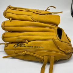 Nike Signature Model グローブ イエロー Nike Signature Model グローブ イエロー Nike Signature Model