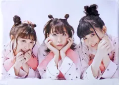 鈴木愛奈　ポスターまとめ売り 2025年最新】鈴木愛奈 ポスターの人気アイテム - メルカリ