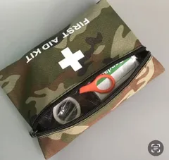 新品　お薬ポーチ　迷彩柄　フラットポーチ　キャンプ用品　トラベル用品