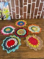 【250】ハンドメイド　レース編み　コースターセット