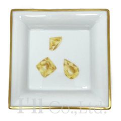 Tiffany&Co.　ティファニー　イエローダイヤモンドコレクション　スクエアプレート　陶器　ホワイト　イエロー　テーブルウェア　インテリア小物　小物入れ　飾り皿　ジュエリープレート　ル・タレック【74935】