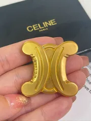 CELINE セリーヌ ピンブローチ 安全ピン マカダム ゴールド ヴィンテージ CELINE（ブローチ/コサージュ）のフリマアイテム一覧