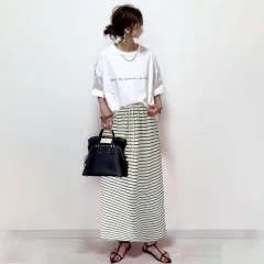 F11▲22　新品　ボーダー　タイトロング　スカート　ホワイト　ブラック