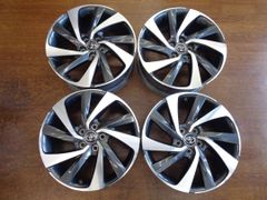 7.5J-18インチ 5H114.3 +45 トヨタ 60系 ハリアー 純正 中古 アルミ ホイール 4本
