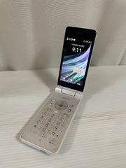 docomo DIGNO 折りたたみ式 携帯 ホワイト 箱付き 初期化済み - メルカリ
