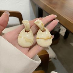 No.176 ツイストマーブルクリアライン カジュアル　大人　大きめ　ピアス